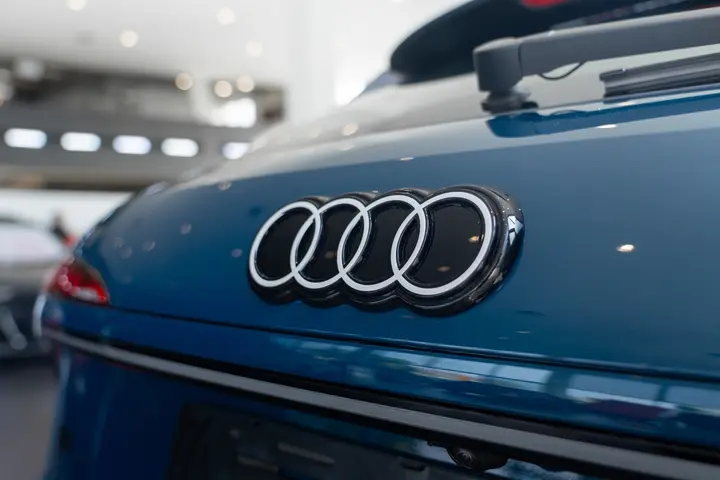 Audi Centre Claremont / 33
