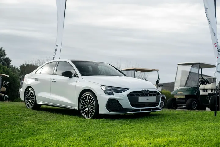 Audi Centre Claremont / 23