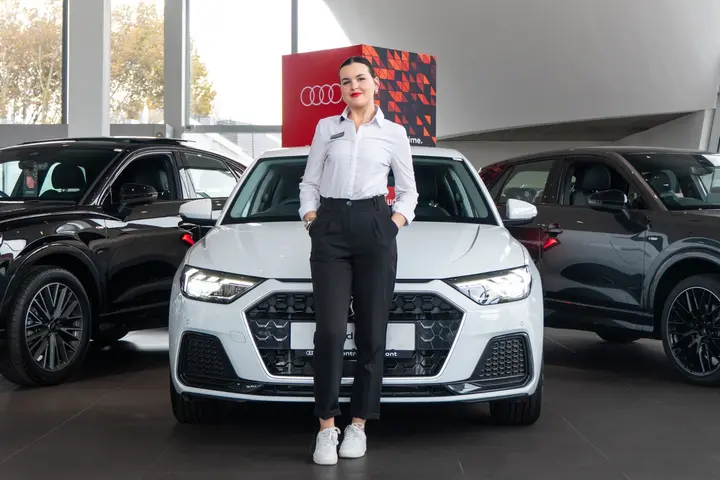 Audi Centre Claremont / 44
