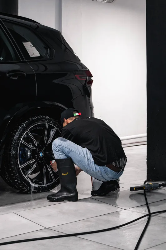 Big Foot Detailing / 04