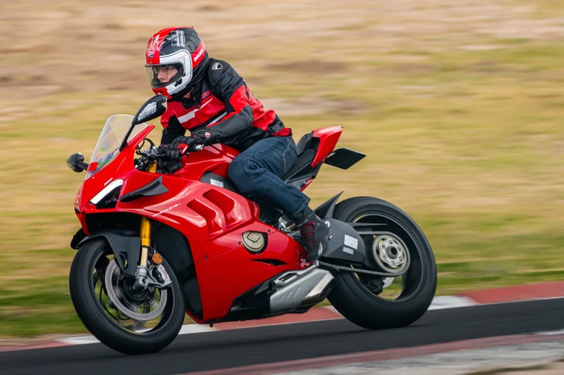 Ducati Claremont / 39