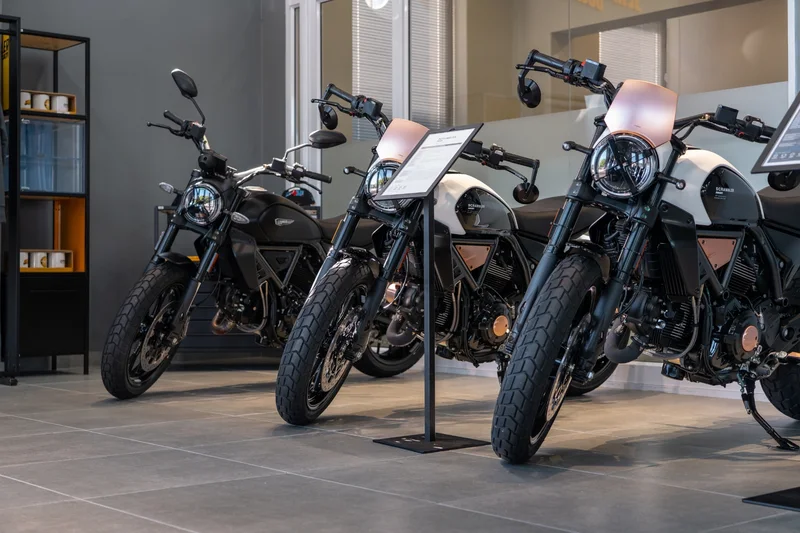 Ducati Claremont / 21